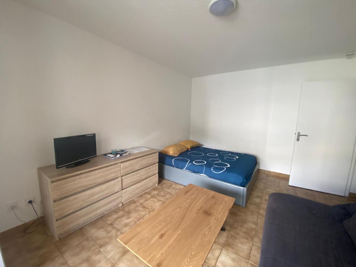 Appartement Studio Vue Montagne Avec Parking Gratuit à Bastia  Extérieur photo
